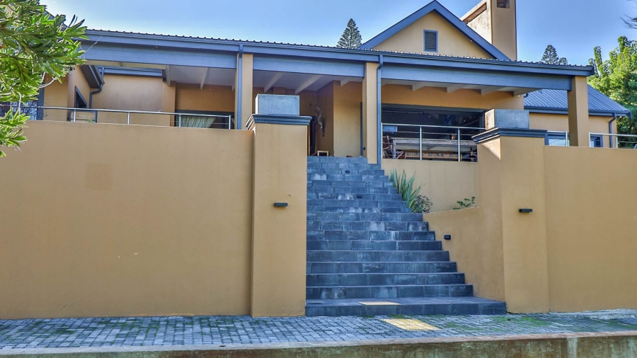9 Bedroom Property for Sale in Onrus Western Cape